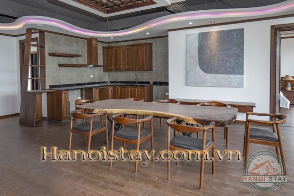 *Quality 5 star fabulous 4 Bedroom Apartment Rental located right on the windy West Lake, Tay Ho* 5