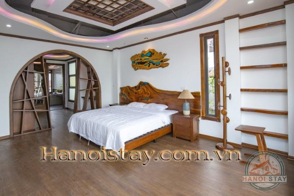 *Quality 5 star fabulous 4 Bedroom Apartment Rental located right on the windy West Lake, Tay Ho* 13