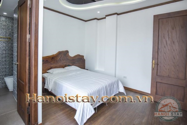 *Quality 5 star fabulous 4 Bedroom Apartment Rental located right on the windy West Lake, Tay Ho* 26