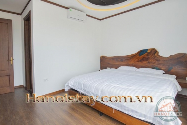 *Quality 5 star fabulous 4 Bedroom Apartment Rental located right on the windy West Lake, Tay Ho* 32
