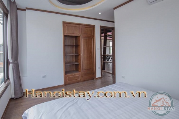 *Quality 5 star fabulous 4 Bedroom Apartment Rental located right on the windy West Lake, Tay Ho* 33