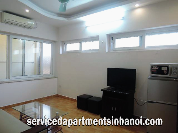 Reasonable Price Apartment for rent in Xuan Dieu street, Ba Dinh 2