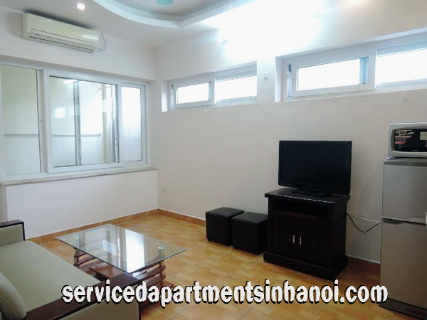 Reasonable Price Apartment for rent in Xuan Dieu street, Ba Dinh 3