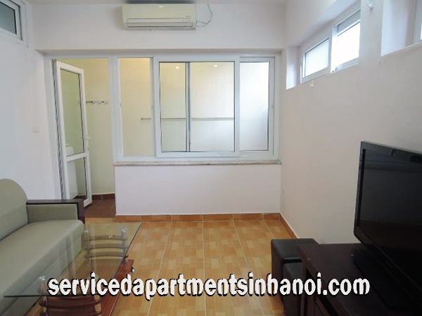 Reasonable Price Apartment for rent in Xuan Dieu street, Ba Dinh 4