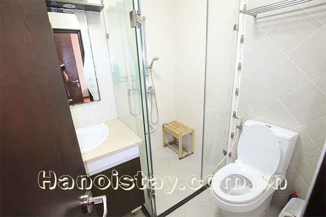 Rental Serviced apartment in Lieu Giai str, 65 sqm, wooden floor 5