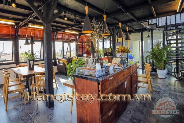 *See, Hear nature in this super bright amazing 4 bedroom apartment rental in Tay Ho* 5