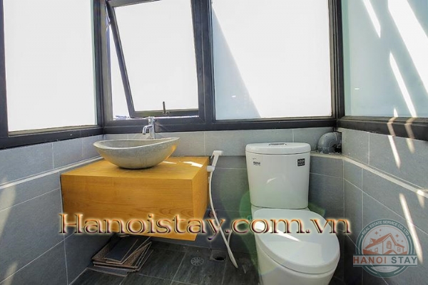 *See, Hear nature in this super bright amazing 4 bedroom apartment rental in Tay Ho* 13