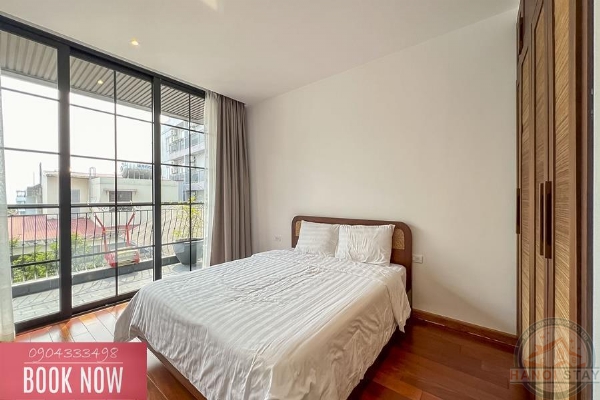 Serene Living: Tranquil 4-Bedroom Duplex Apartment in Tay Ho for Rent 29