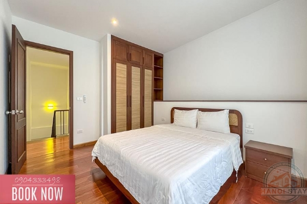 Serene Living: Tranquil 4-Bedroom Duplex Apartment in Tay Ho for Rent 32