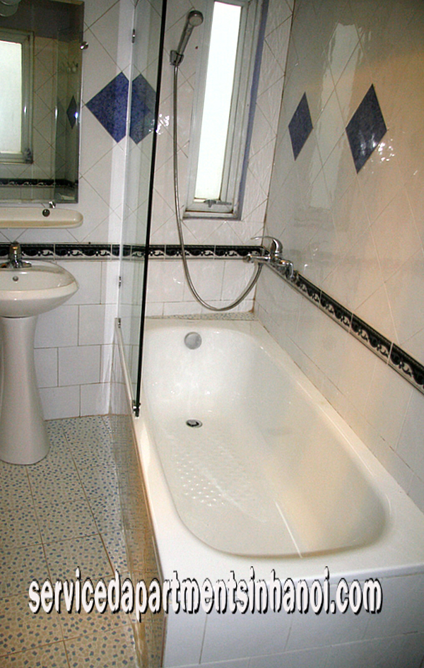 Serviced apartment for rent in Thuy Khue street, Ba Dinh, Reasonable Price 4