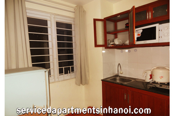Serviced apartment in Trung Hoa Nhan Chinh Area, 2 beds, wooden floor 2