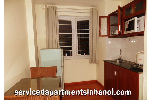 Serviced apartment in Trung Hoa Nhan Chinh Area, 2 beds, wooden floor 3