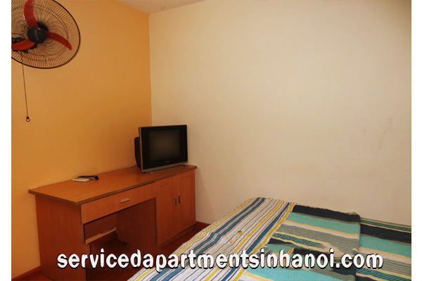 Serviced apartment in Trung Hoa Nhan Chinh Area, 2 beds, wooden floor 5