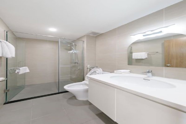 *Shine Bright Corner Apartment in Xuan Dieu street, Tay Ho District* 15