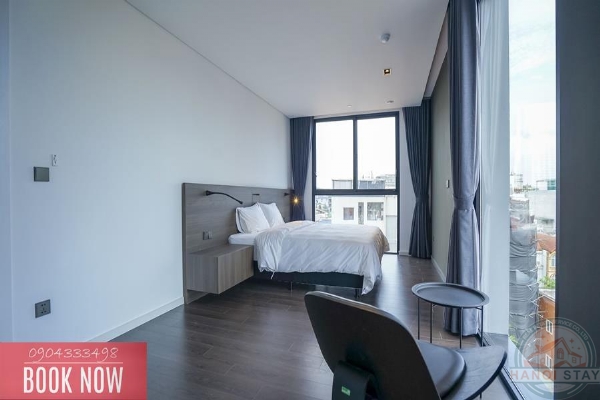 Sleek & Stylish: 3-Bedroom Apartment for Rent in To Ngoc Van with Green Views 23