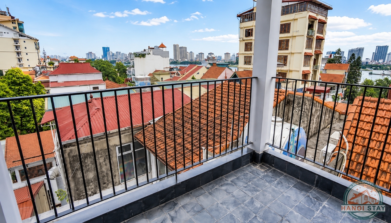 Sleek & Stylish: 3-Bedroom Apartment for Rent in To Ngoc Van with Green Views 6