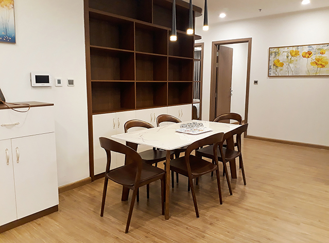 *SmartHome Three Bedroom Apartment For Rent in Vinhomes Metropolis* 8