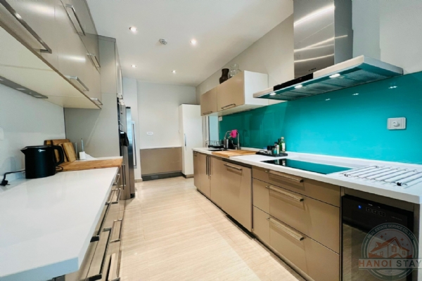 Sophisticated & Elegant 2-bedroom apartment of 163 m2 in Ciputra with Golf course View 17