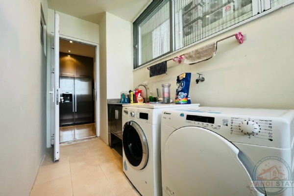 Sophisticated & Elegant 2-bedroom apartment of 163 m2 in Ciputra with Golf course View 18
