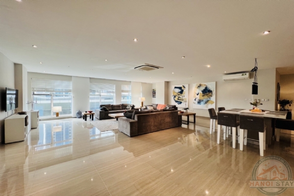 Sophisticated & Elegant 2-bedroom apartment of 163 m2 in Ciputra with Golf course View 27