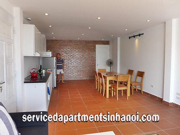 Spacious and Beautiful Lake view Two bedroom Apartment Rental in Yen Phu str, Tay Ho 3