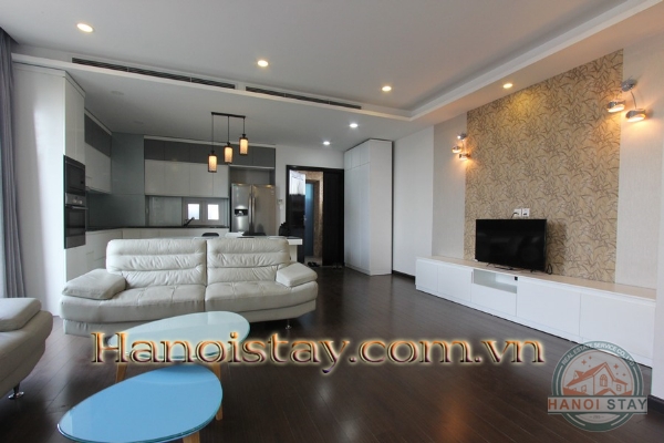 *Spacious Bright Rental 03 bedroom serviced apartment near Thong nhat Park & Vincome Center* 4