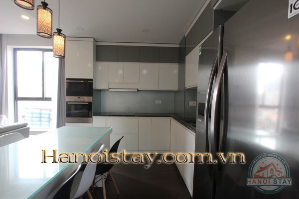 *Spacious Bright Rental 03 bedroom serviced apartment near Thong nhat Park & Vincome Center* 6