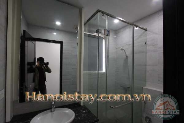 *Spacious Bright Rental 03 bedroom serviced apartment near Thong nhat Park & Vincome Center* 9