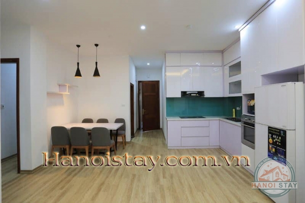 *Spacious, Contemporary & Reasonably-priced 2 BR Apartment Rental in Tay Ho* 3