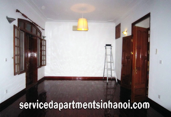 Spacious Five Bedroom Villa with a nice courtyard for rent in Dang Thai Mai str, Tay Ho 10