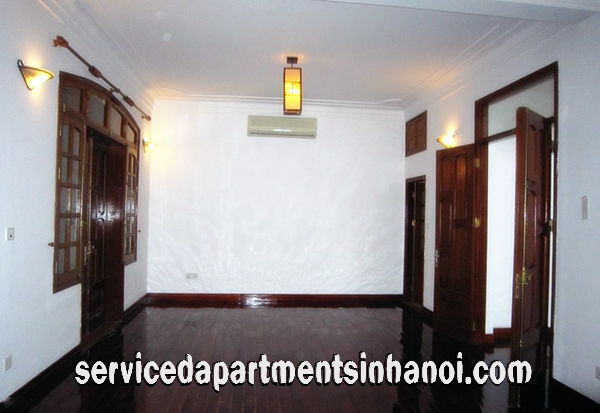 Spacious Five Bedroom Villa with a nice courtyard for rent in Dang Thai Mai str, Tay Ho 14