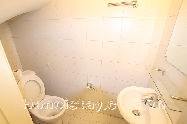 Spacious Four Bedroom House for rent in Hang Chuoi street, Hai Ba Trung 3