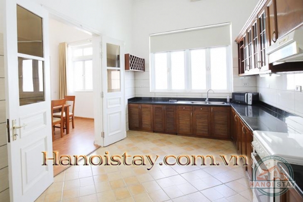 *Spacious Lake View 03 Bedroom Apartment For rent in Xuan Dieu str, Tay Ho* 19