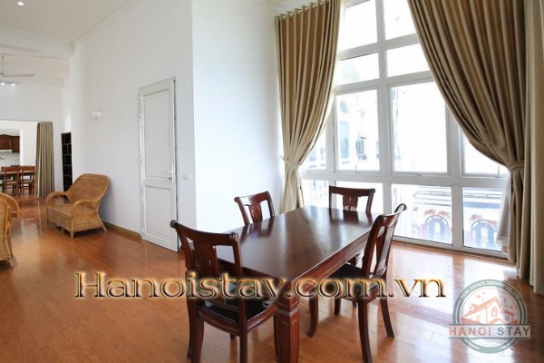 *Spacious Lake View 03 Bedroom Apartment For rent in Xuan Dieu str, Tay Ho* 24