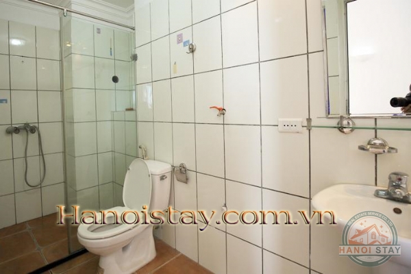 *Spacious Lake View 03 Bedroom Apartment For rent in Xuan Dieu str, Tay Ho* 26