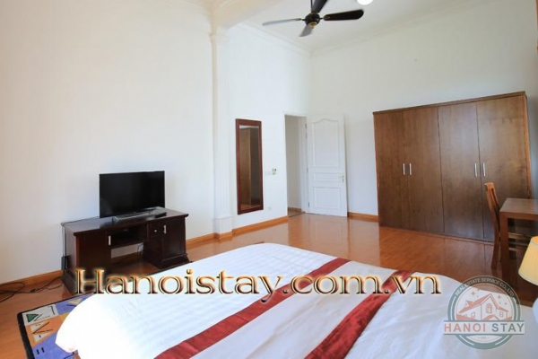 *Spacious Lake View 03 Bedroom Apartment For rent in Xuan Dieu str, Tay Ho* 30
