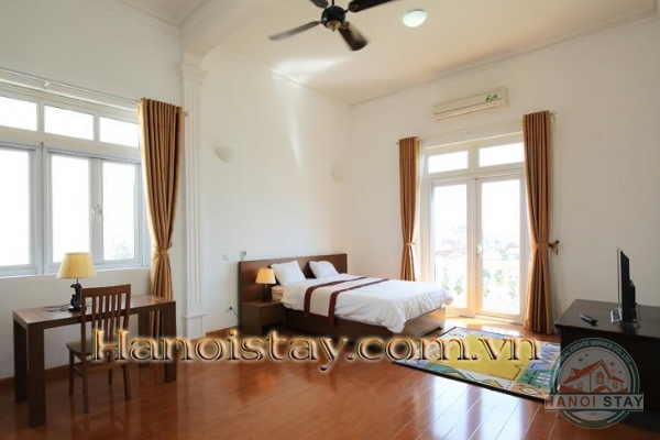 *Spacious Lake View 03 Bedroom Apartment For rent in Xuan Dieu str, Tay Ho* 31