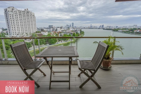 Spacious lake view 3 bedroom apartment for rent on Xuan Dieu street, Tay Ho 6
