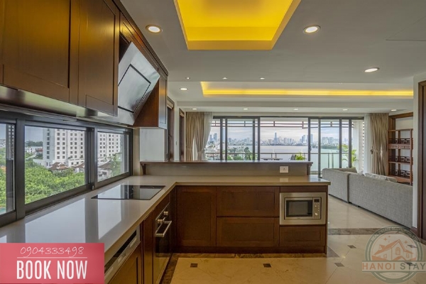 Spacious lake view 3 bedroom apartment for rent on Xuan Dieu street, Tay Ho 13