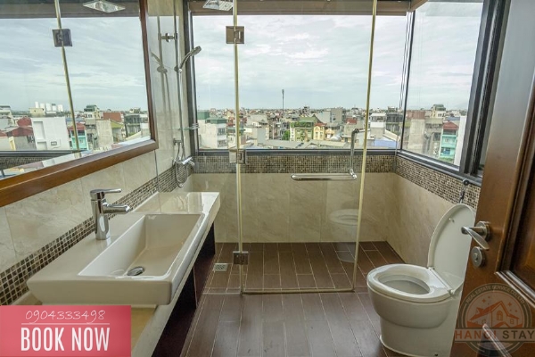 Spacious lake view 3 bedroom apartment for rent on Xuan Dieu street, Tay Ho 25