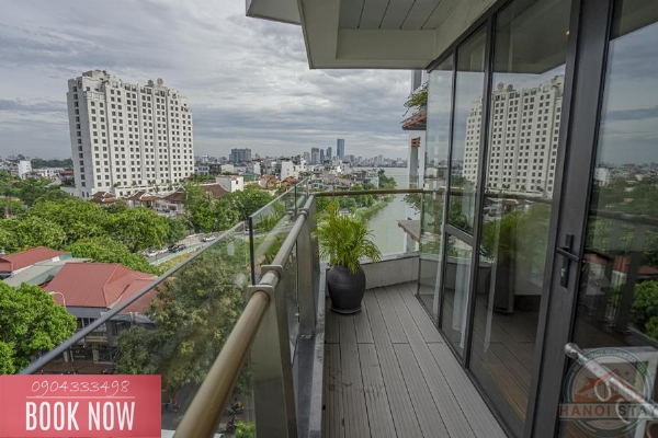 Spacious lake view 3 bedroom apartment for rent on Xuan Dieu street, Tay Ho 29