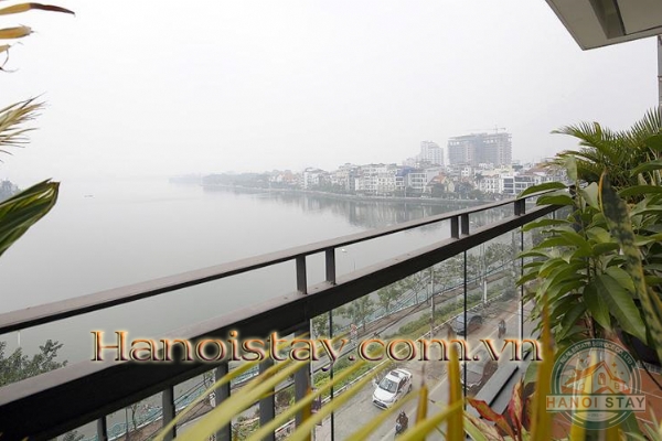*Spacious Lake View 4 Bedroom Flat for rent in Xuan Dieu street, Tay Ho* 3