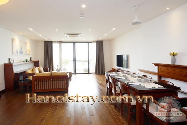 *Spacious Lake View 4 Bedroom Flat for rent in Xuan Dieu street, Tay Ho* 6