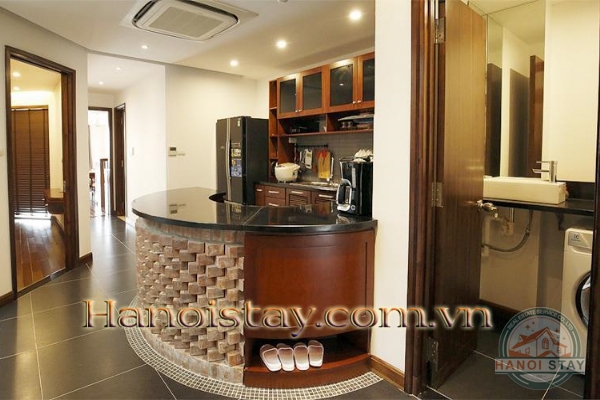 *Spacious Lake View 4 Bedroom Flat for rent in Xuan Dieu street, Tay Ho* 8