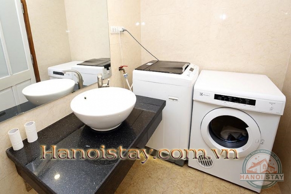 *Spacious Lake View Three Bedroom Property For Rent in Tay Ho District, Good Price* 10