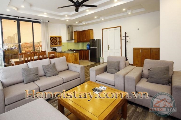 *Spacious Lake View Three Bedroom Property For Rent in Tay Ho District, Good Price* 22
