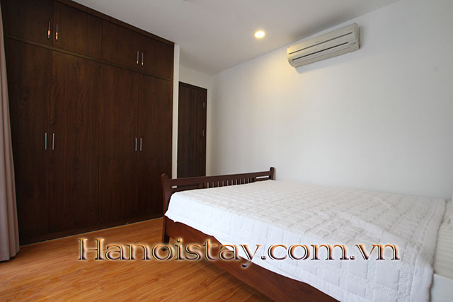 *Spacious Modern 3 Bedroom Property Rental in Tu Hoa str., Tay Ho, Only 400 steps to the Lake* 2
