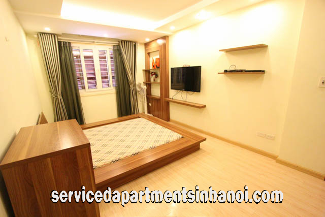 Spacious Modern Three Bedroom Apartment for rent in Giang Vo street, Ba Dinh. 10