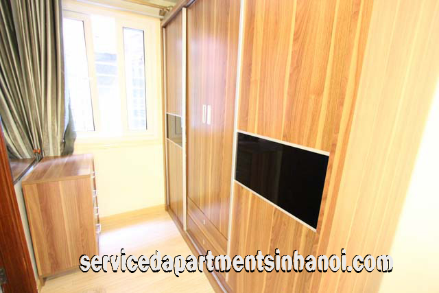 Spacious Modern Three Bedroom Apartment for rent in Giang Vo street, Ba Dinh. 11
