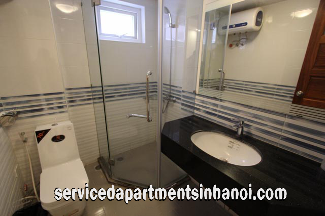 Spacious Modern Three Bedroom Apartment for rent in Giang Vo street, Ba Dinh. 14